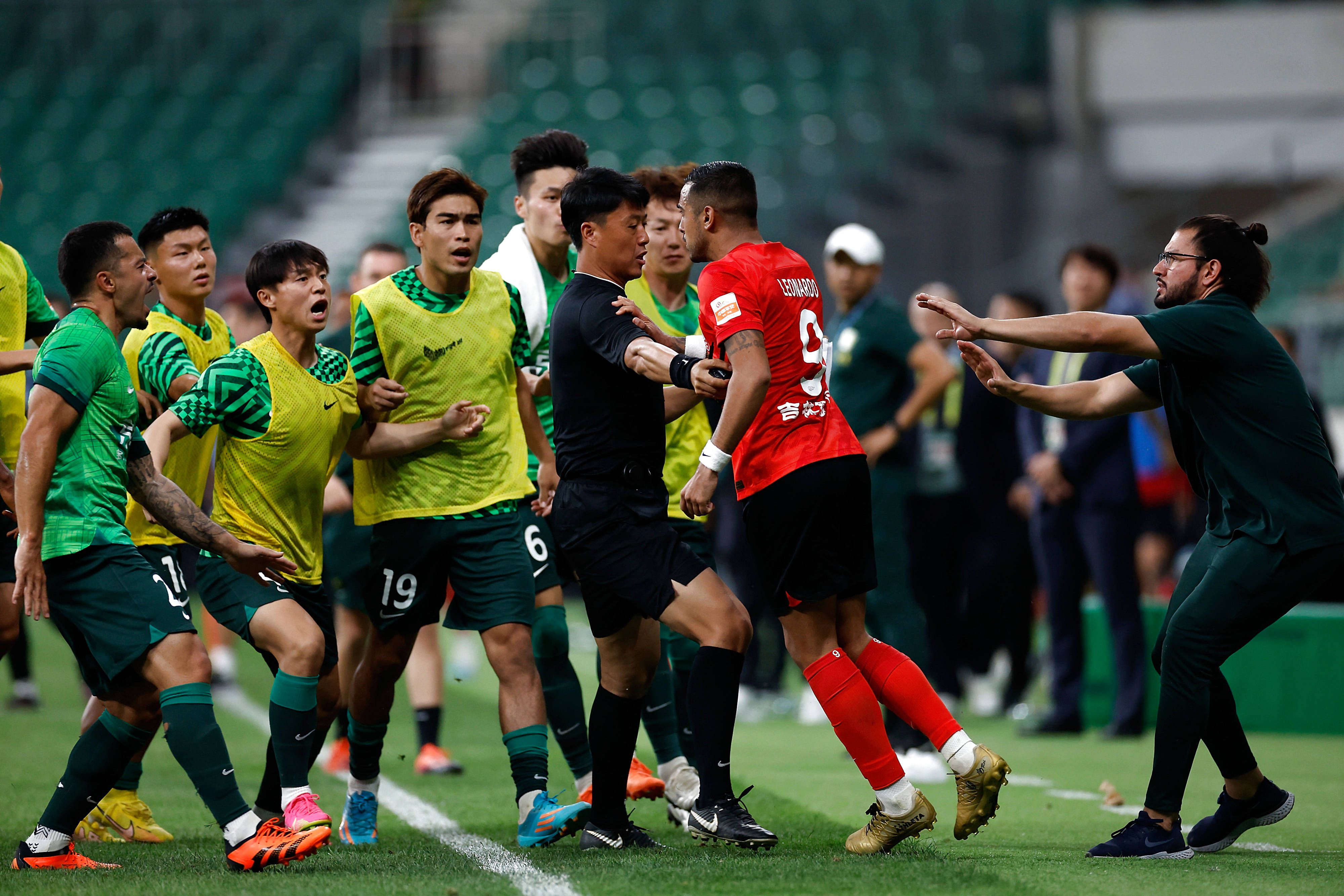 上半场补时4分钟，利物浦1-1阿森纳。